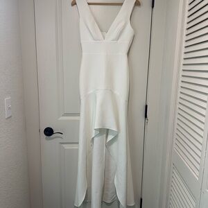 BCBGMAXAZRIA Elegant Ivory Sleeveless Dress Sz 0